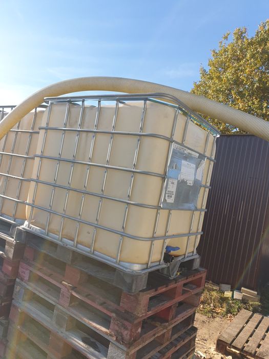 zbiornik 1000L mauser  na deszczówkę