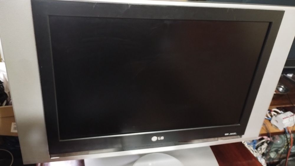 жк. телевізор LG RZ-26LZ5RV 26"