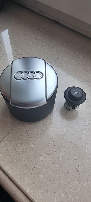 Audi пепельниця нова, не використовувалась