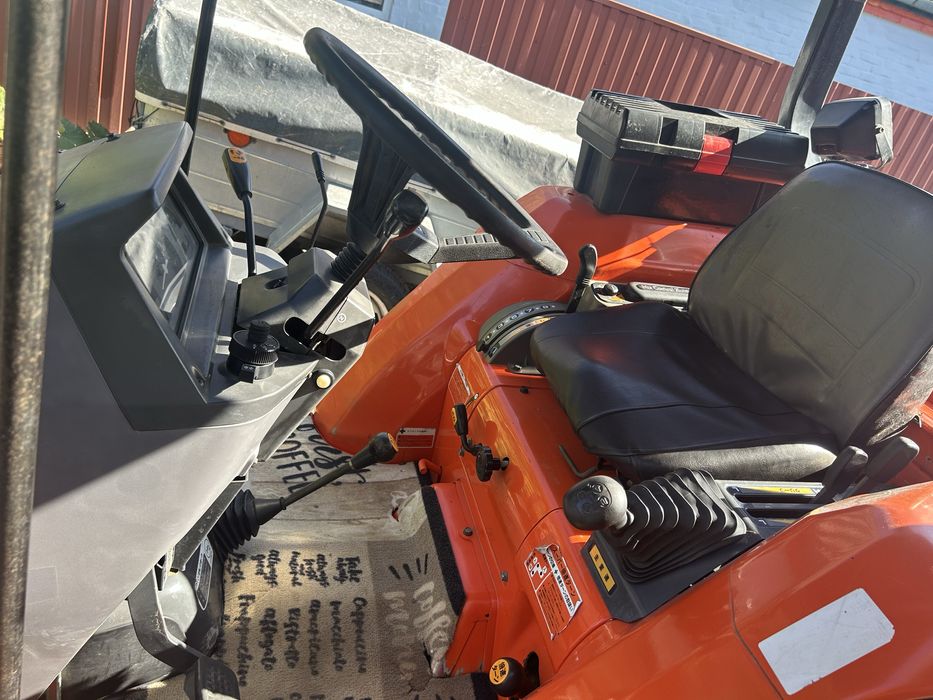 Продам трактор Kubota