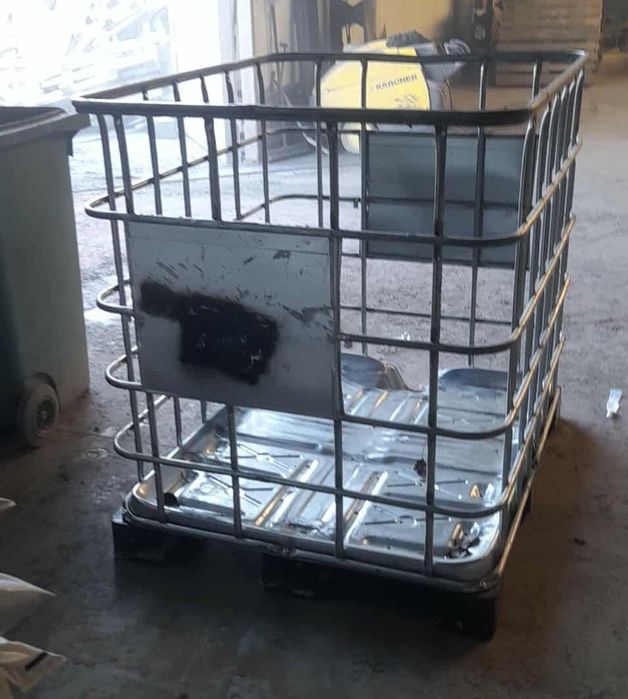 Solidne kosze po mauzerach IBC 1000L Idealne na drewno/magazyn itp