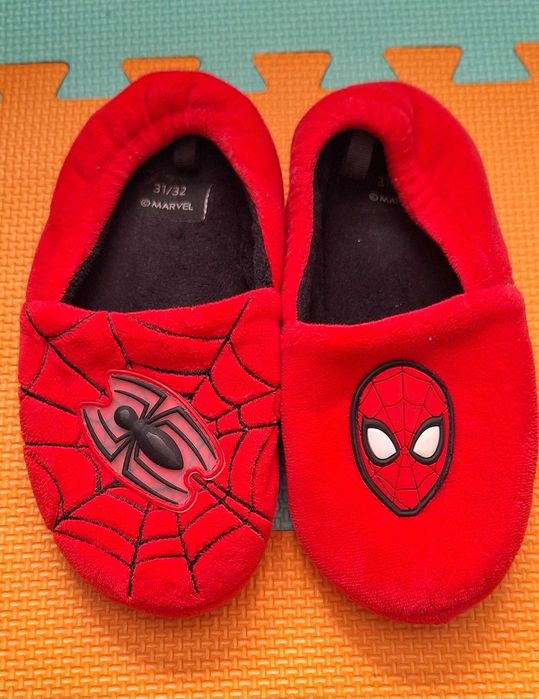 Ciepłe kapcie pluszowe Spiderman 31/32
