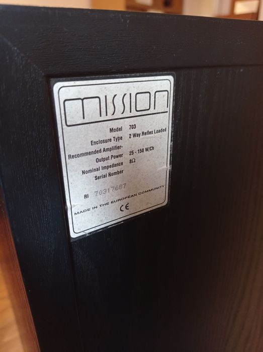 Kolumny podłogowe MISSION 703