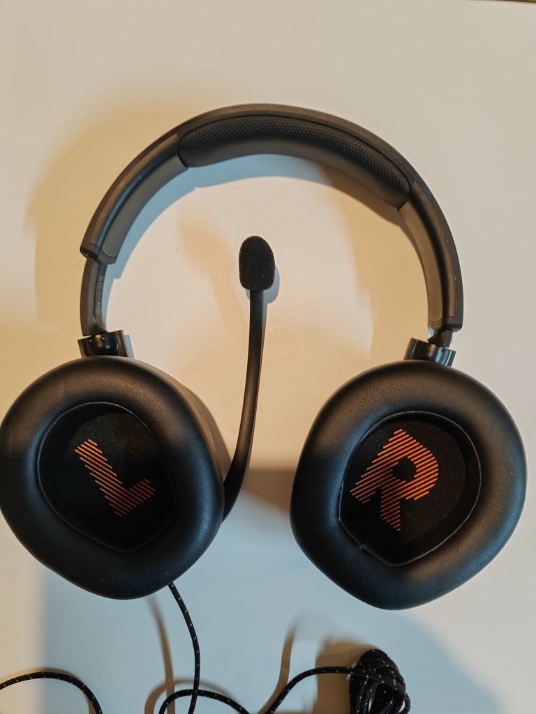 Jbl Quantum 200 jak nowe