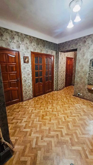 3-к. кв. Гаврилишина 12/16 Політехнічний інститут Лук'янівська