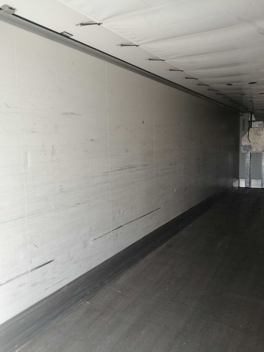 Krone chłodnia carrier 1550