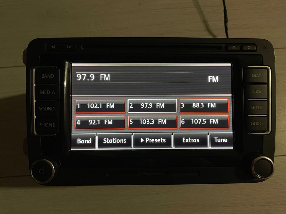 Магнітола VW RNS 510 з кодом Passat B6 B7 CC Golf 6 Jetta Tiguan Caddy