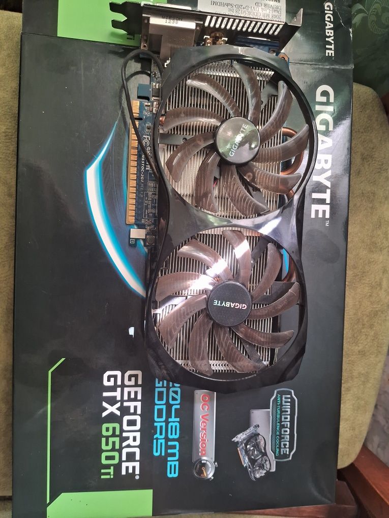 Продам відеокарту Gigabyte Geforce gtx 650ti 2gb б/у