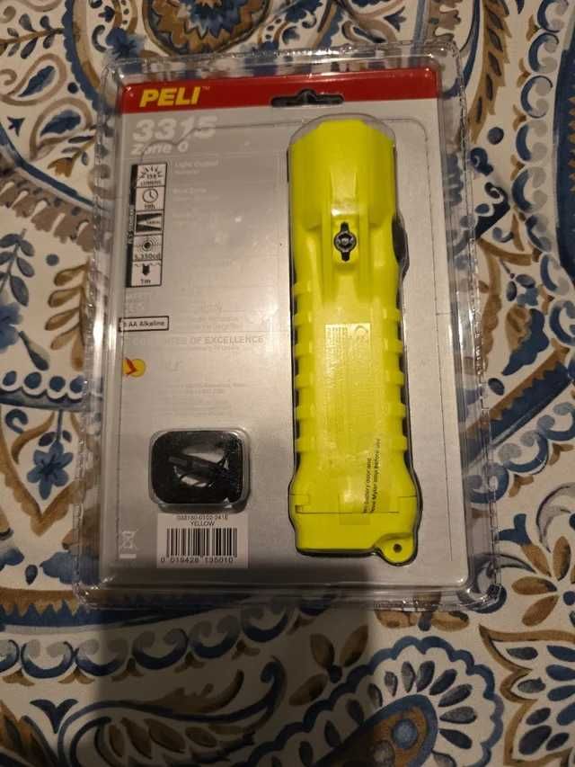 Lanterna Peli 3315