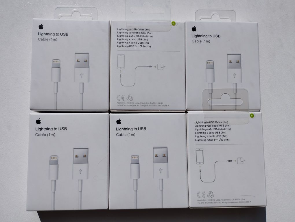 Кабель Lightning to USB