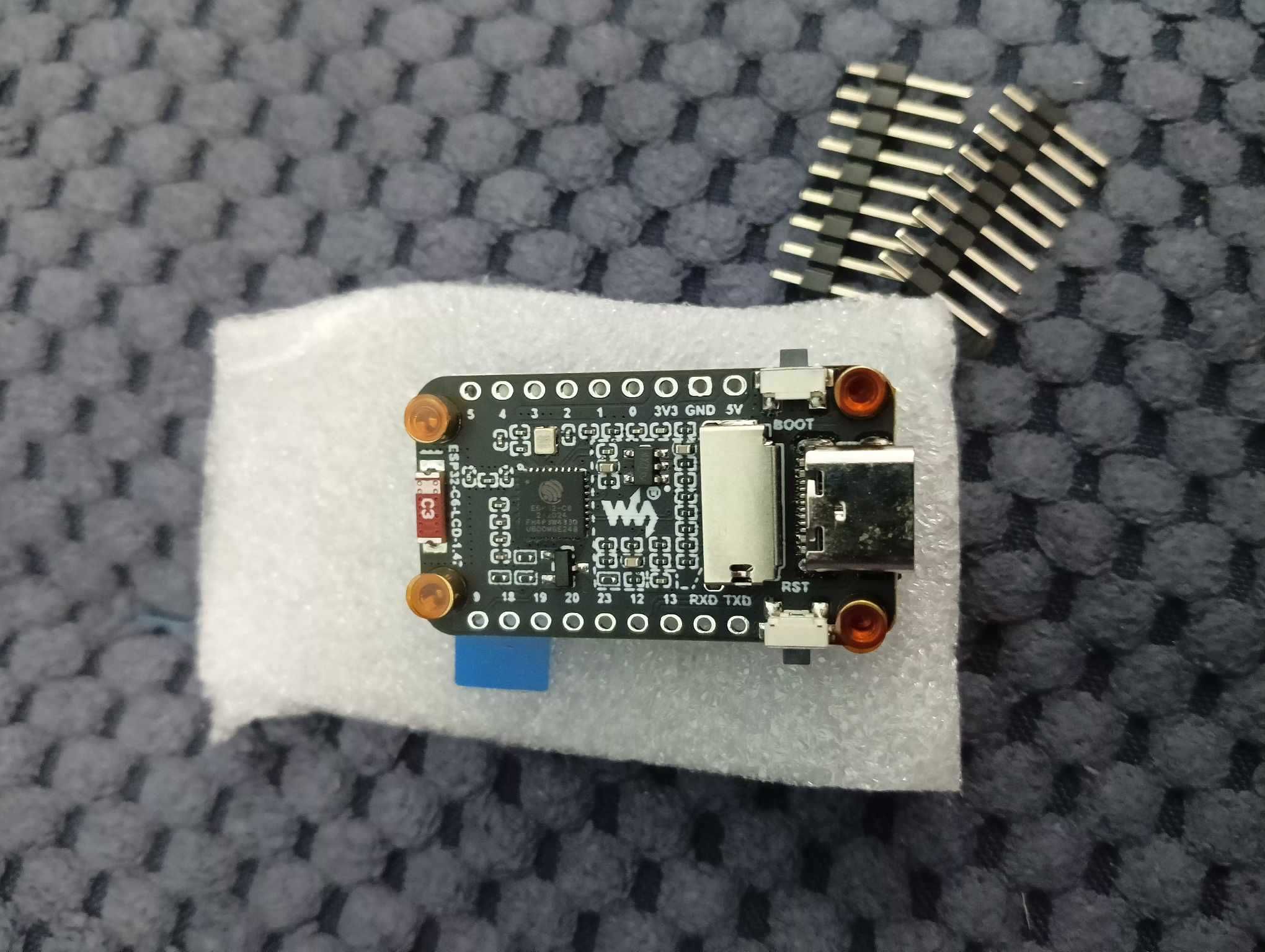 Wyświetlacz LCD Development Board ESP32-C6 3,7cm