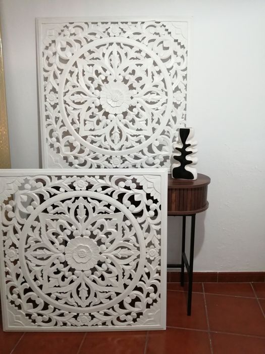 Painel decorativo branco em mdf 90x90cm