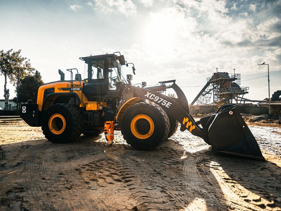 XCMG Ładowarka kołowa XCMG XC975E  Fadroma Ładowarka XCMG XC975E recykling kruszywa beton węgiel