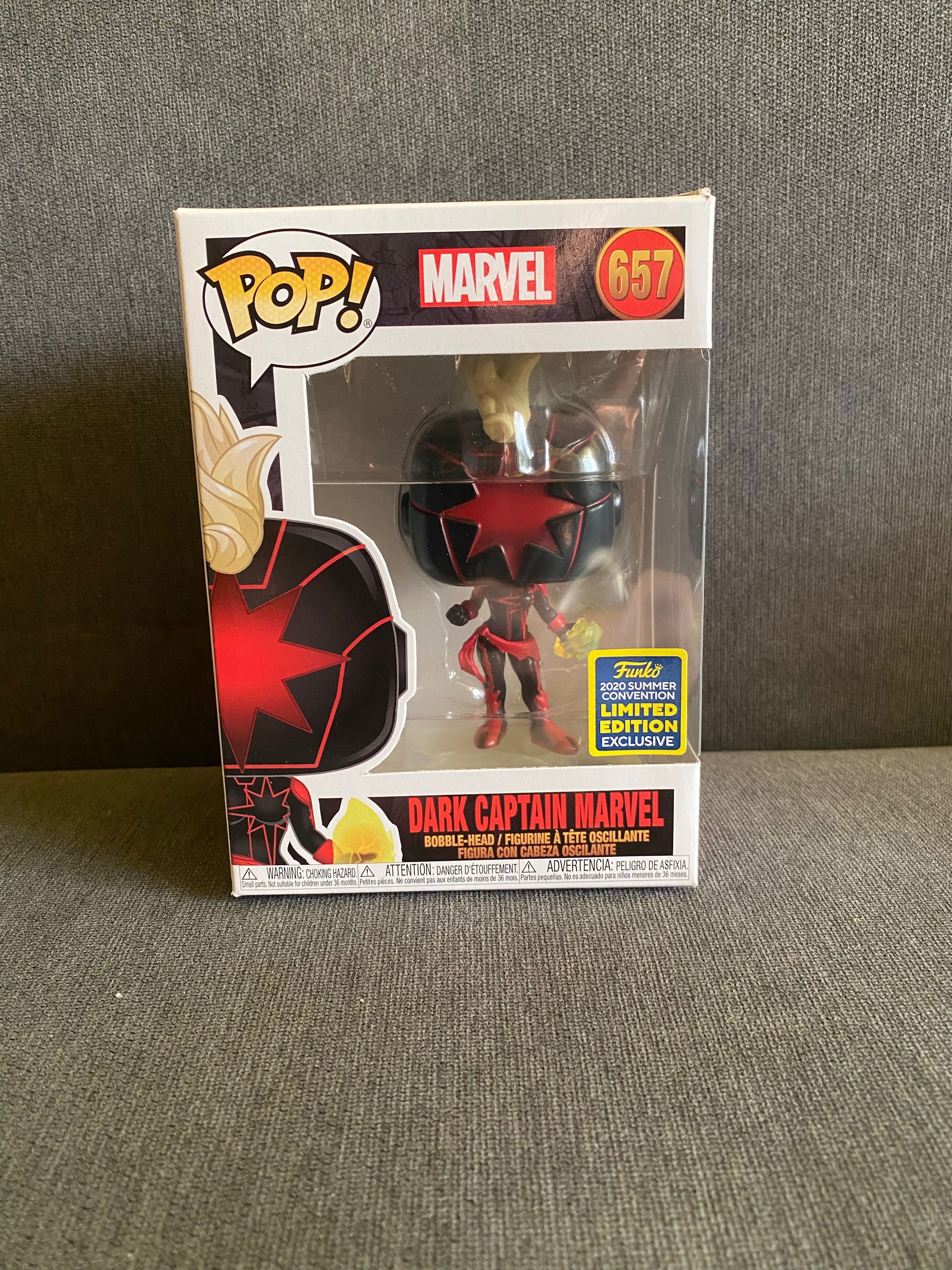 Funko pop Dark Captain Marvel 657