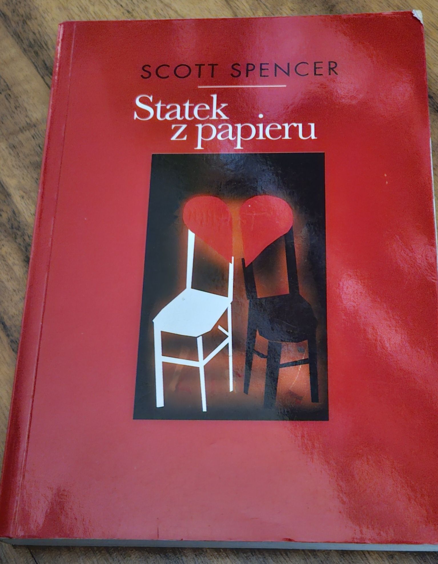 Statek z papieru, Scott Spencer