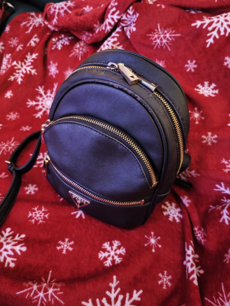 Elegancki Plecak Guess