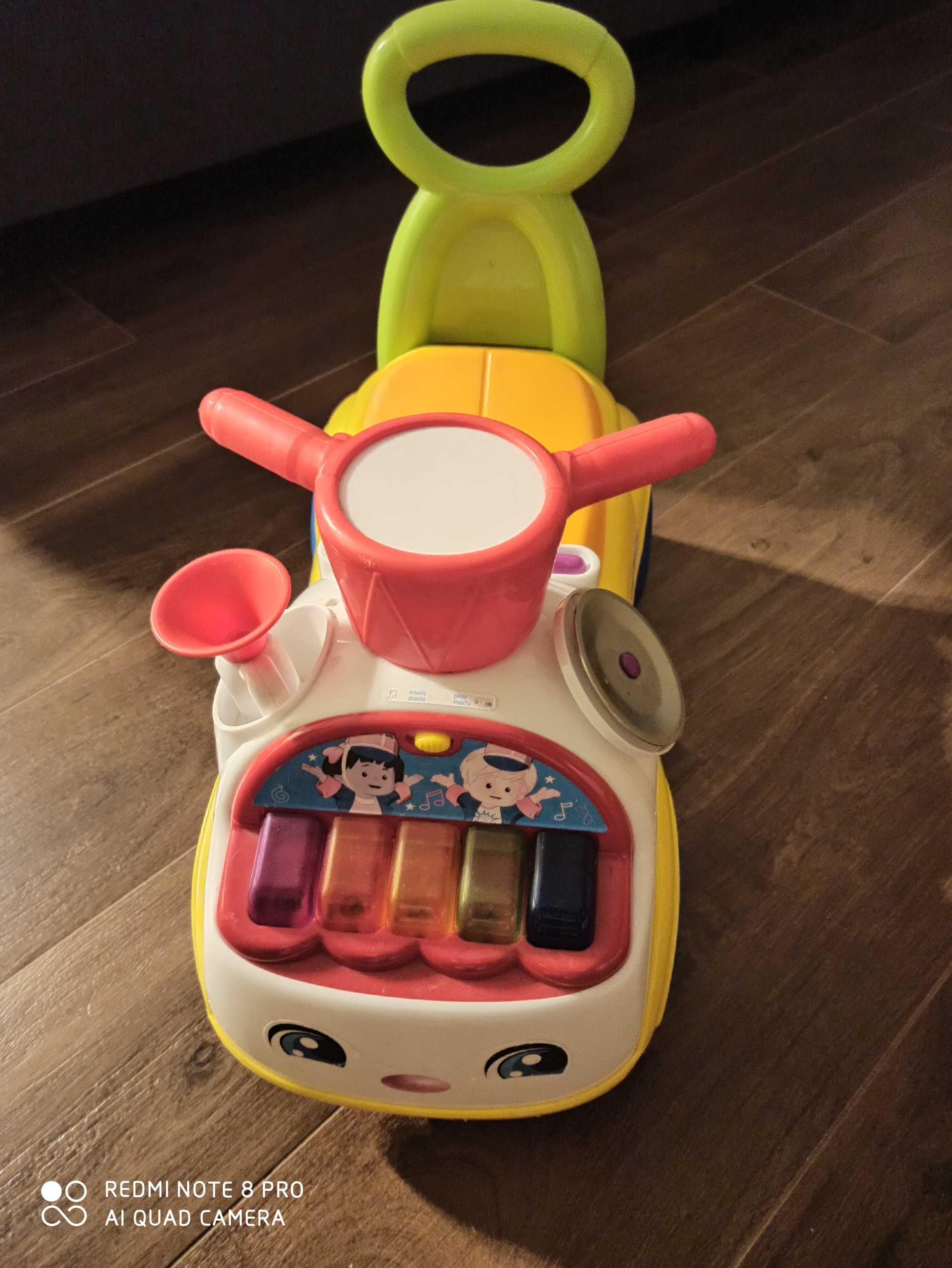 Jeździk Fisher Price Muzyczna Parada