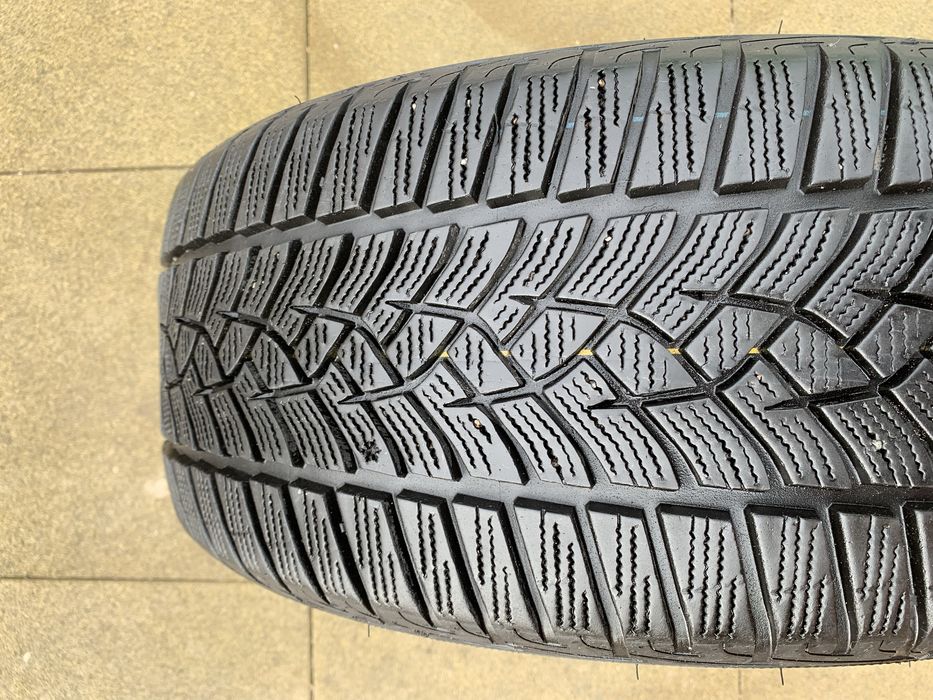 Зимова шина(резина) 225/45 R17 “GOOD*YEAR” UltraGrip Performance - 1шт