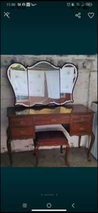 Movel antigo com espelho