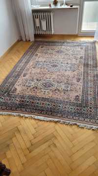Wełniany dywan perski z domieszką jedwabiu o wym. 282x182cm