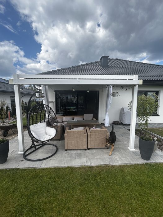Pergola - zadaszenie tarasu żaluzjowe