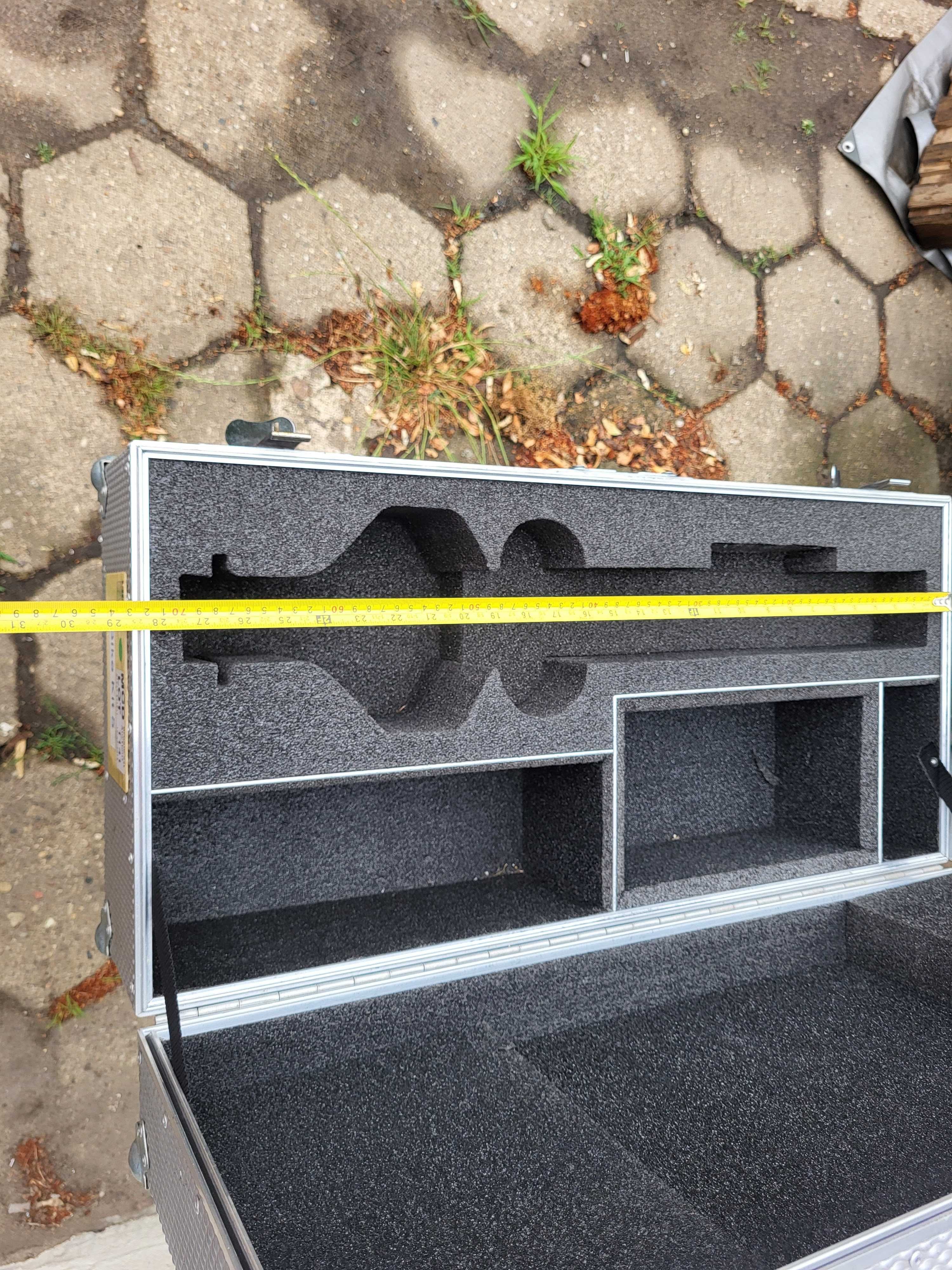 CASE 71x32x13 + 7 FAKTURA