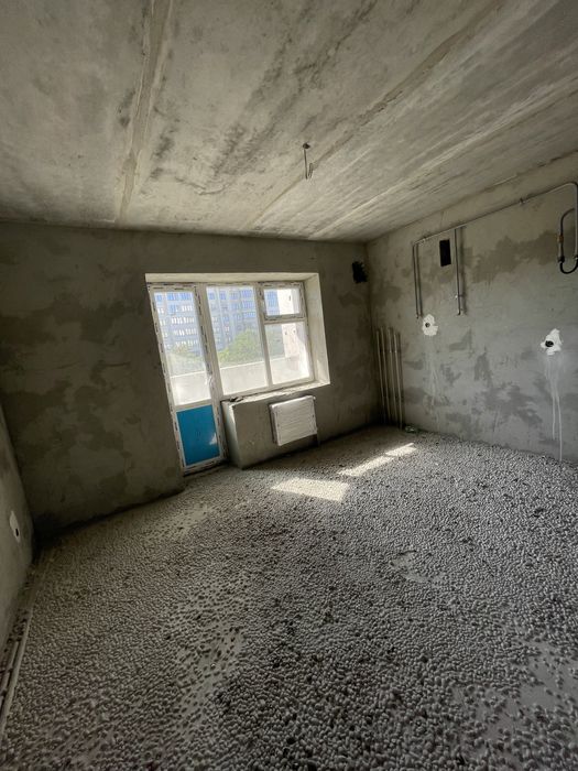 Продаю 3к .кв. новострой в центре Садовая