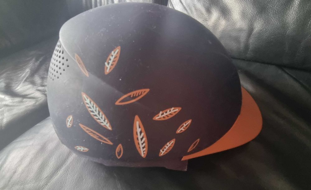Kask Decathlon r.53-55 do jazdy konnej bardzo dobry stan