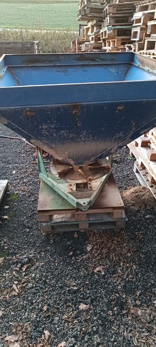 Rozsiewacz do nawozu 500 kg