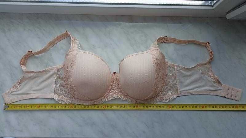 Бюстгальтер з мереживом triumph peony florale wp 36dd(80e)
