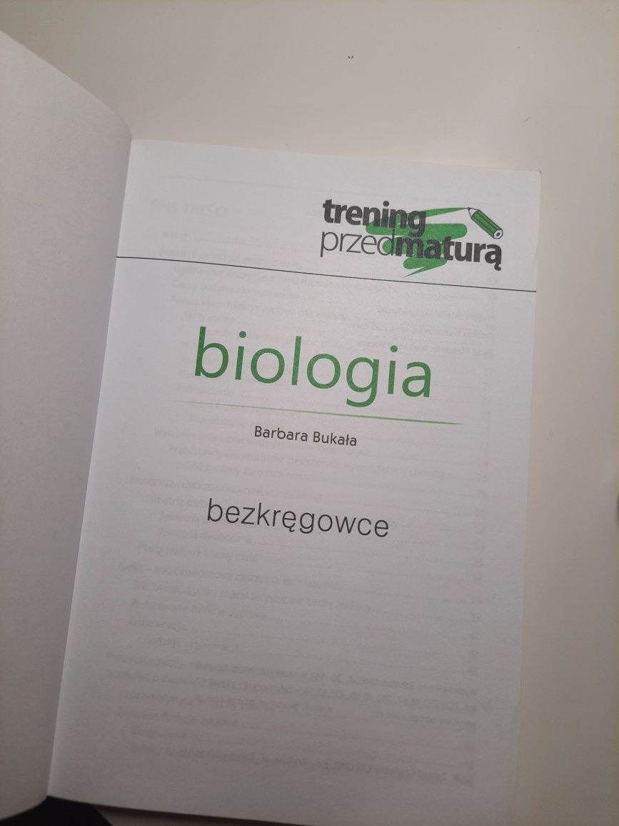 Biologia bukały: bezkręgowce OMEGA