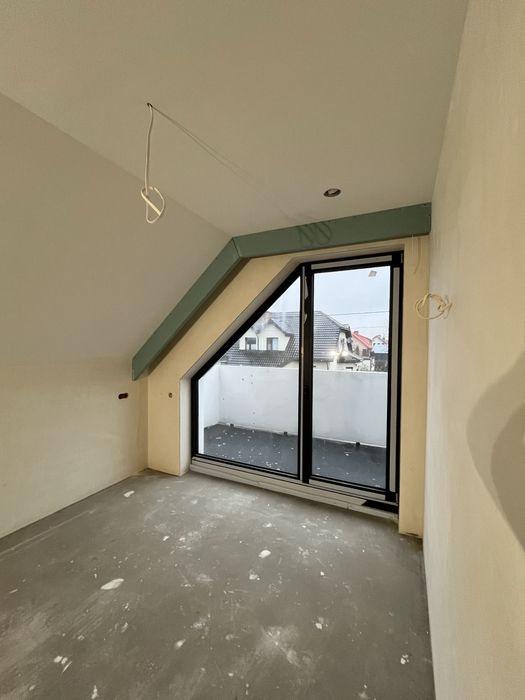 Wykończenia wnętrz- mikrocement, gładzie, malowanie, płytki, G-K