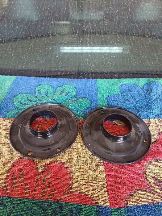 Продам крышки на опооные подшипники