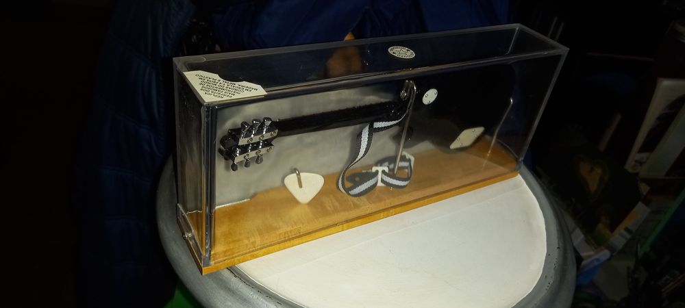 Miniatura de guitarra Les Paul,escala 1:4