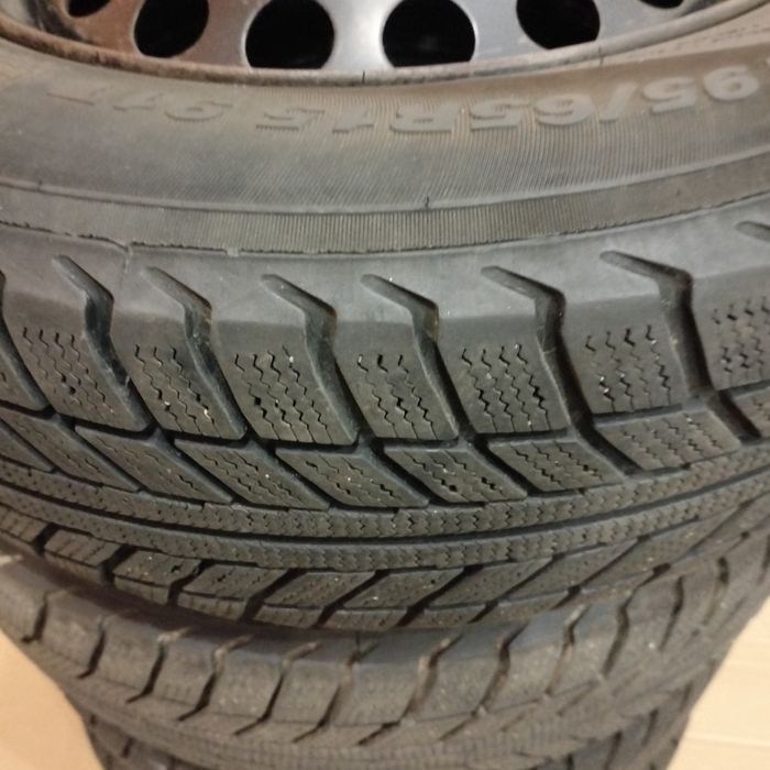 Шини зима диски  5x112 R15VW Audi Skoda Seat