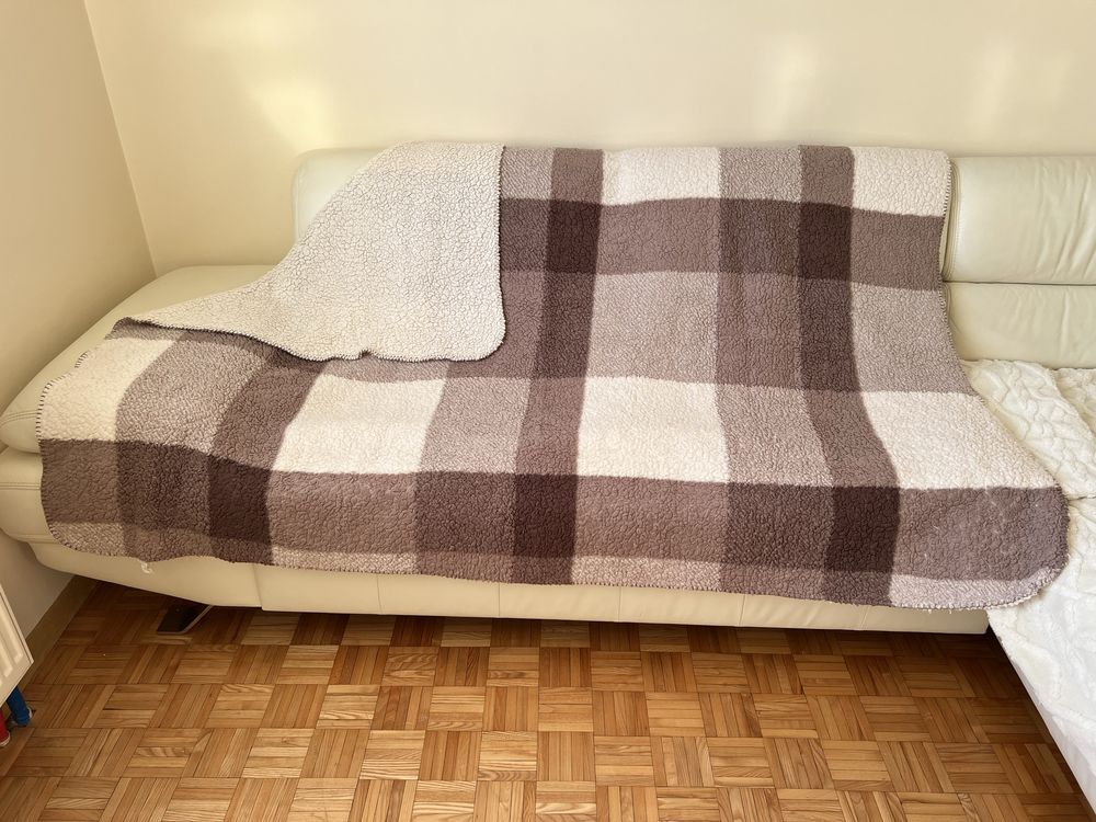Koc w kratę pled gruby ciepły beż ecru 150x190 mało używany
