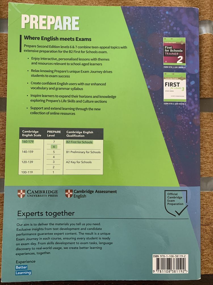 Livros Inglês preparação para exame Cambridge B2