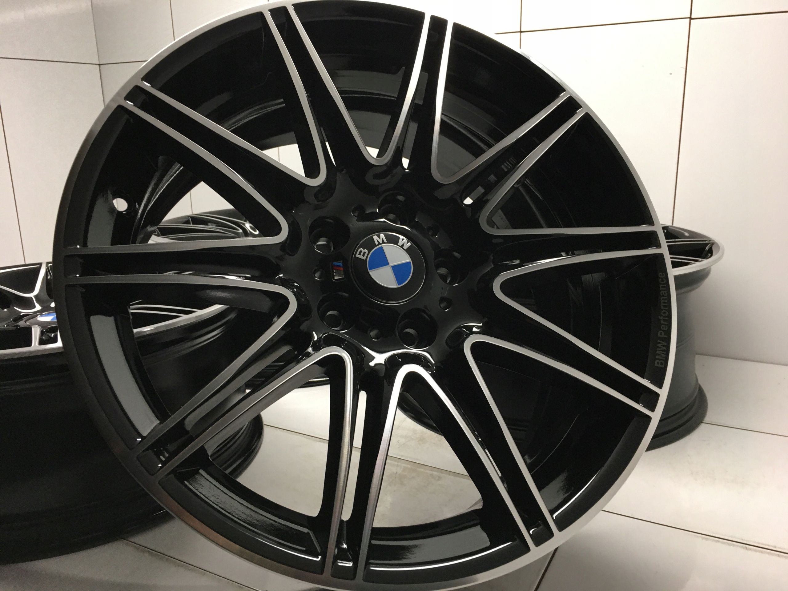 Felgi 19 BMW F30 F31 m Pakiet Performance Oem