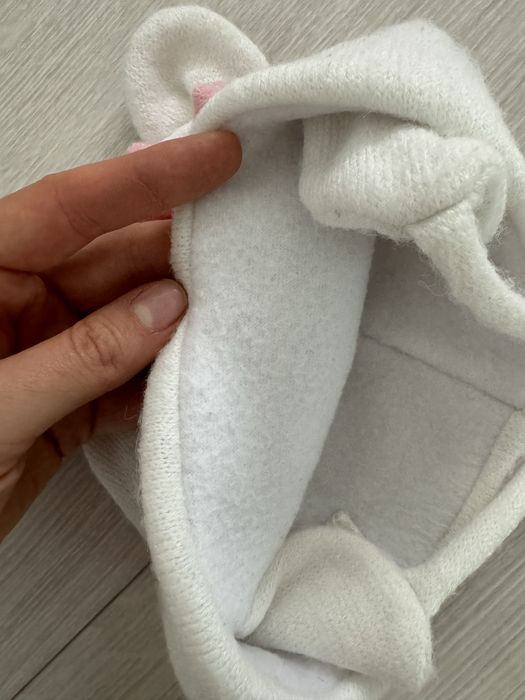 Зимова шапка утеплена на 1 рік. біла, шарф снуд