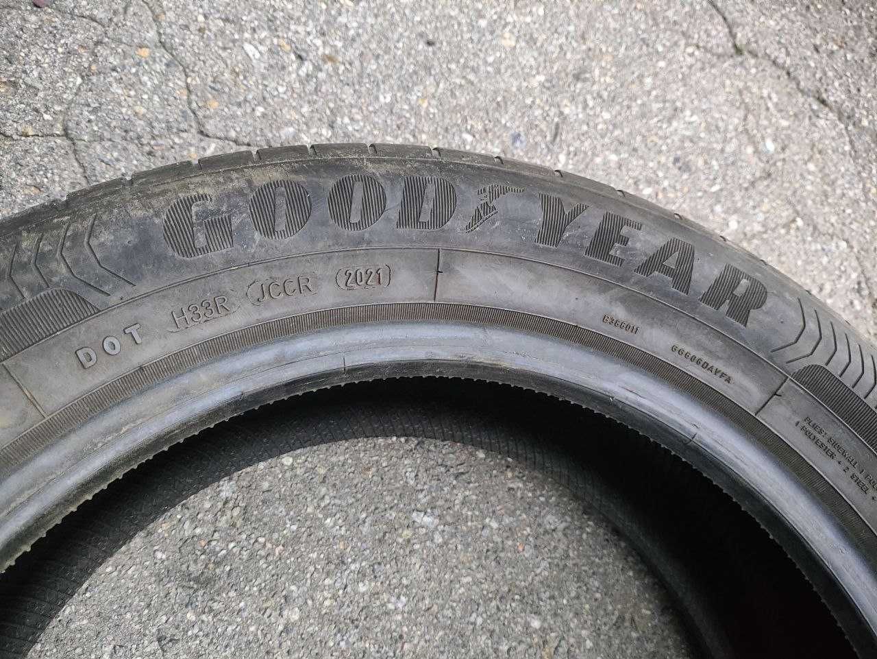 Шина резина літо 215/55 R17 Goodyear Efficient Grip Performance 21 рік