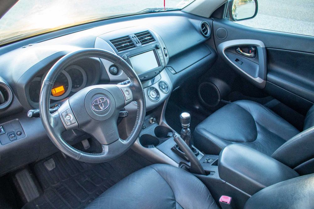 Toyota RAV4 2.2 D-CAT 177cv