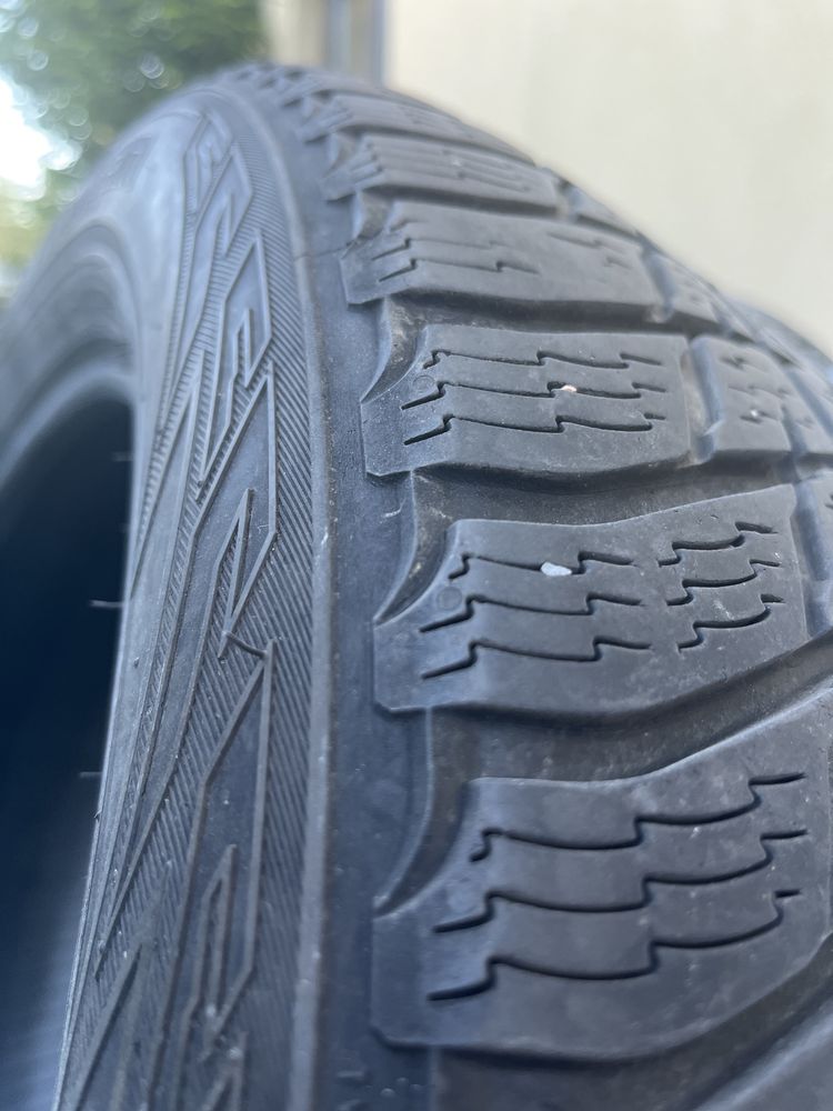 Opony Nokian WR Suv3 235/55R20