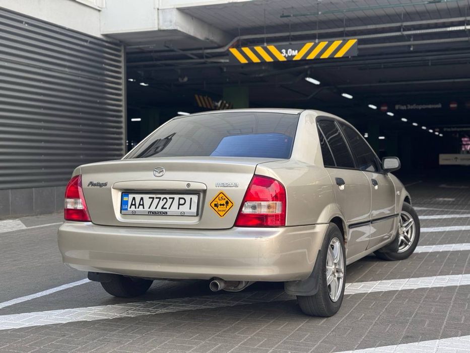 Mazda 323 (Protege) 2003