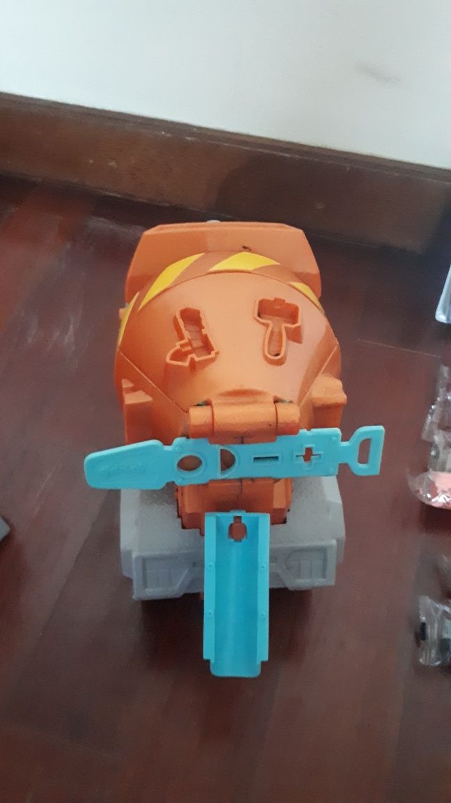 Camião e Mota Play-Doh