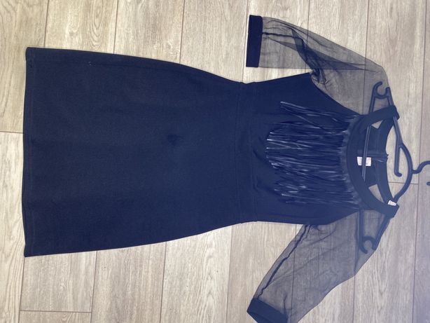 Сукня жіноча чорна