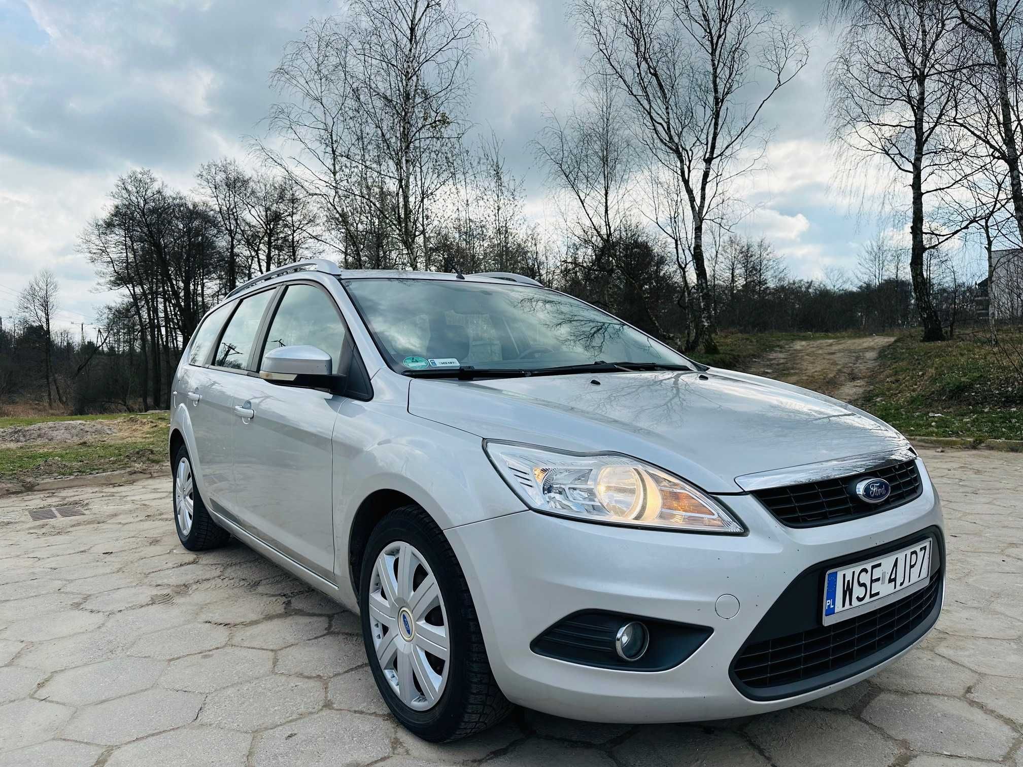 Ford Focus Kombi benzyna 1.6 bez wkładu finansowego - osoba prywatna