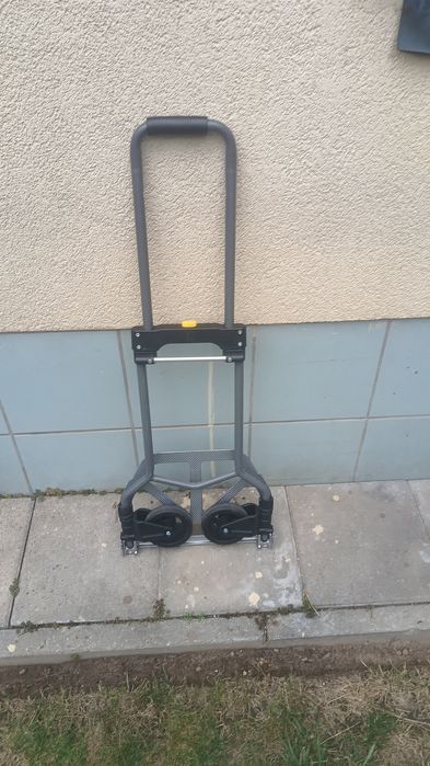 Sprzedam wózek transportowy.