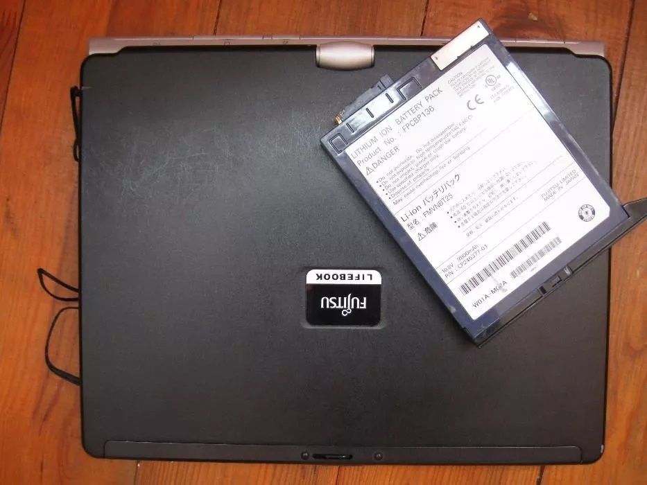 Трансформер Fujitsu LifeBook T4215 + доп батарея + 3G модем