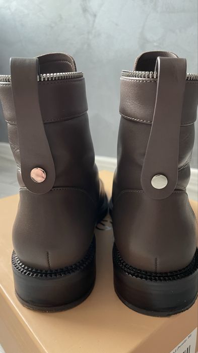 Напів чоботи шкіряні