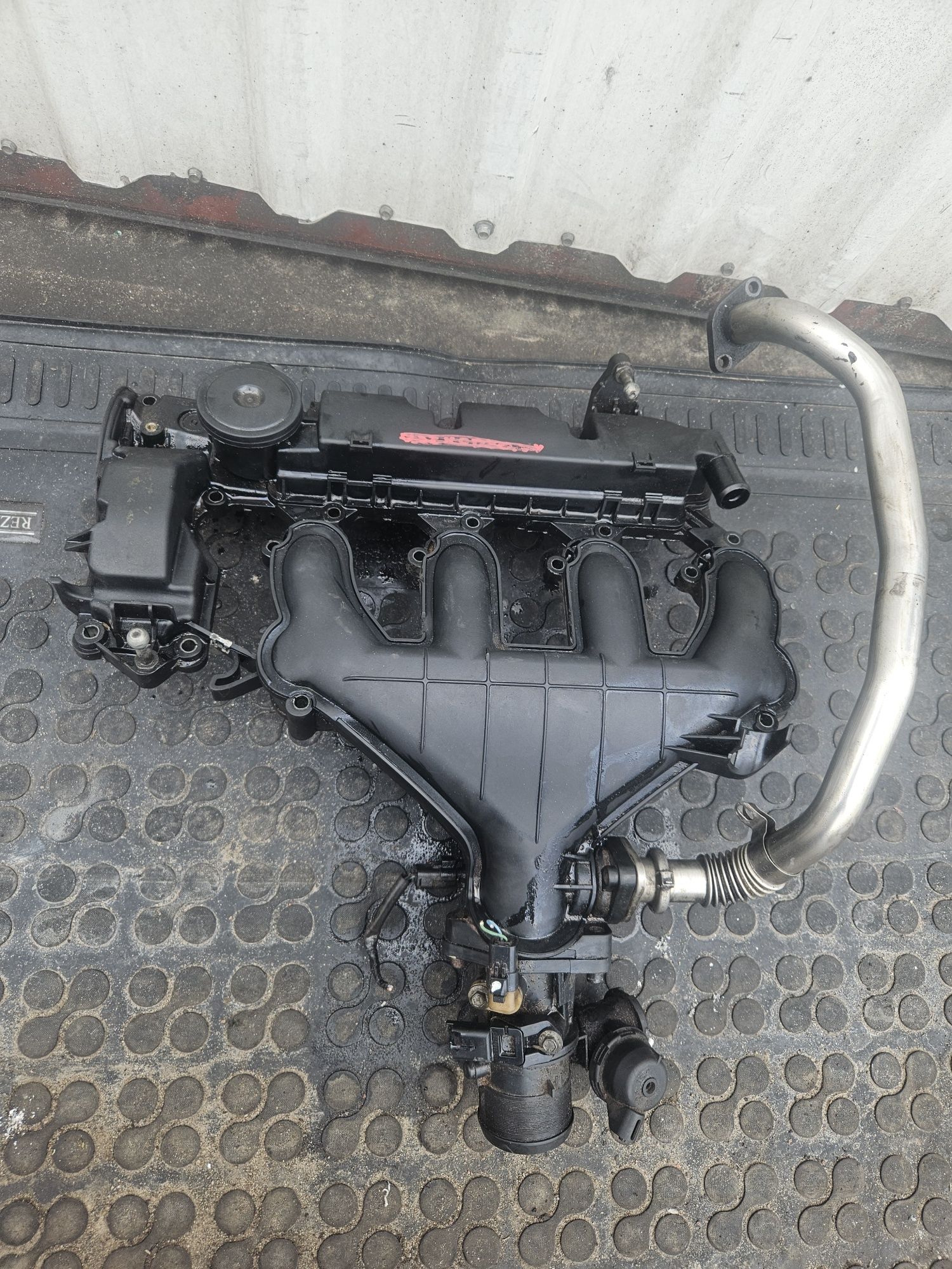Kolektor ssący 2.0Tdci 2.0 Hdi Euro 4